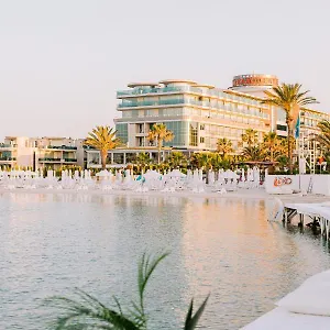 عافية وسبا إليكا Çeşme